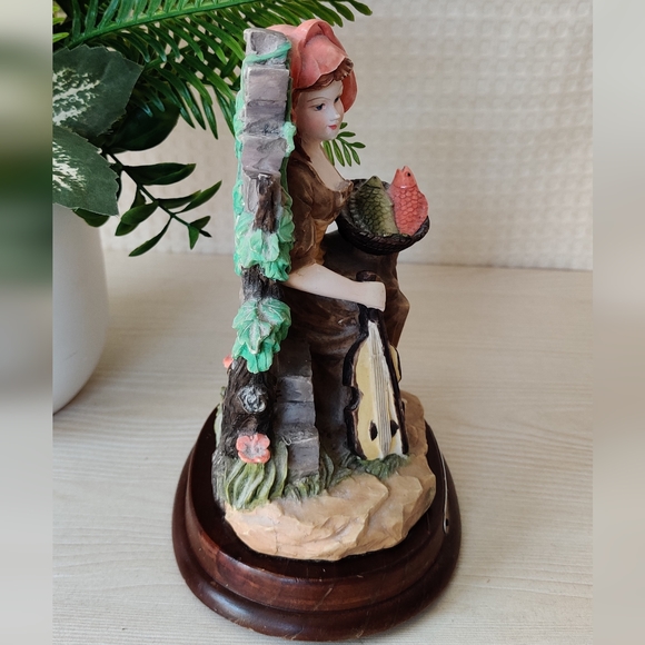 Ruby's Collection Sculpture Lady Sitting with basket of Trout and Violin - Picture 4 of 9